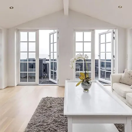 Two-bedroom In 12 * Otterup