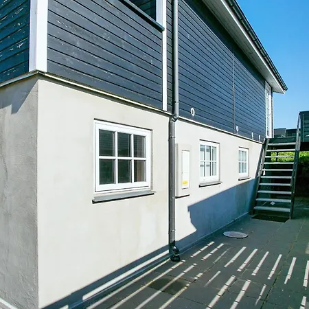 Beachfront Beauty In Hasmark - By Traum بيت للعطل