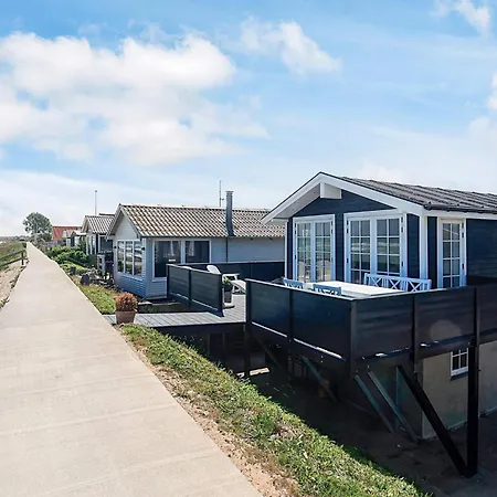 Two-bedroom In 12 * Otterup