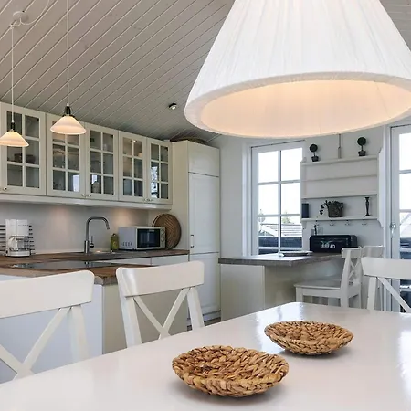 Tatil Evi Beachfront Beauty In Hasmark - By Traum